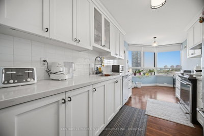 3605 Kariya Drive • #703 • Mississauga, ON photo 9