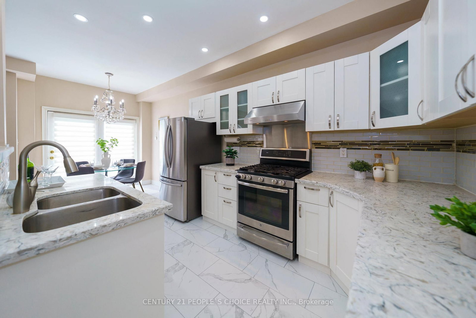 2296 Owlridge Drive • Oakville, ON photo 17
