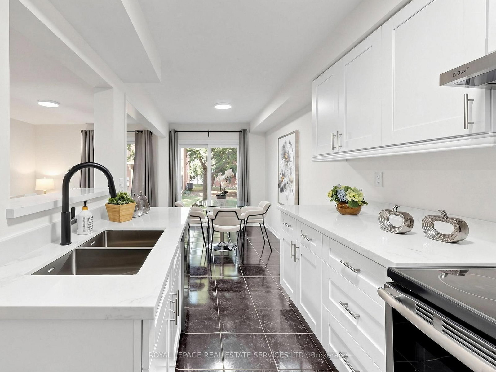 1575 South Parade Court • #11 • Mississauga, ON photo 16