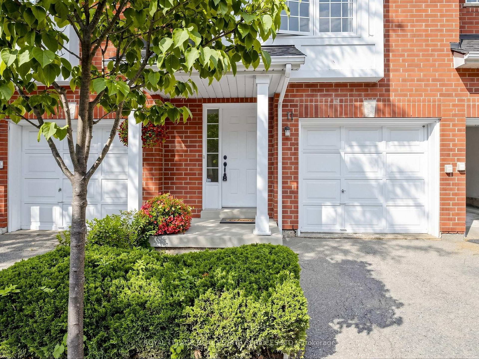 1575 South Parade Court • #11 • Mississauga, ON photo 3