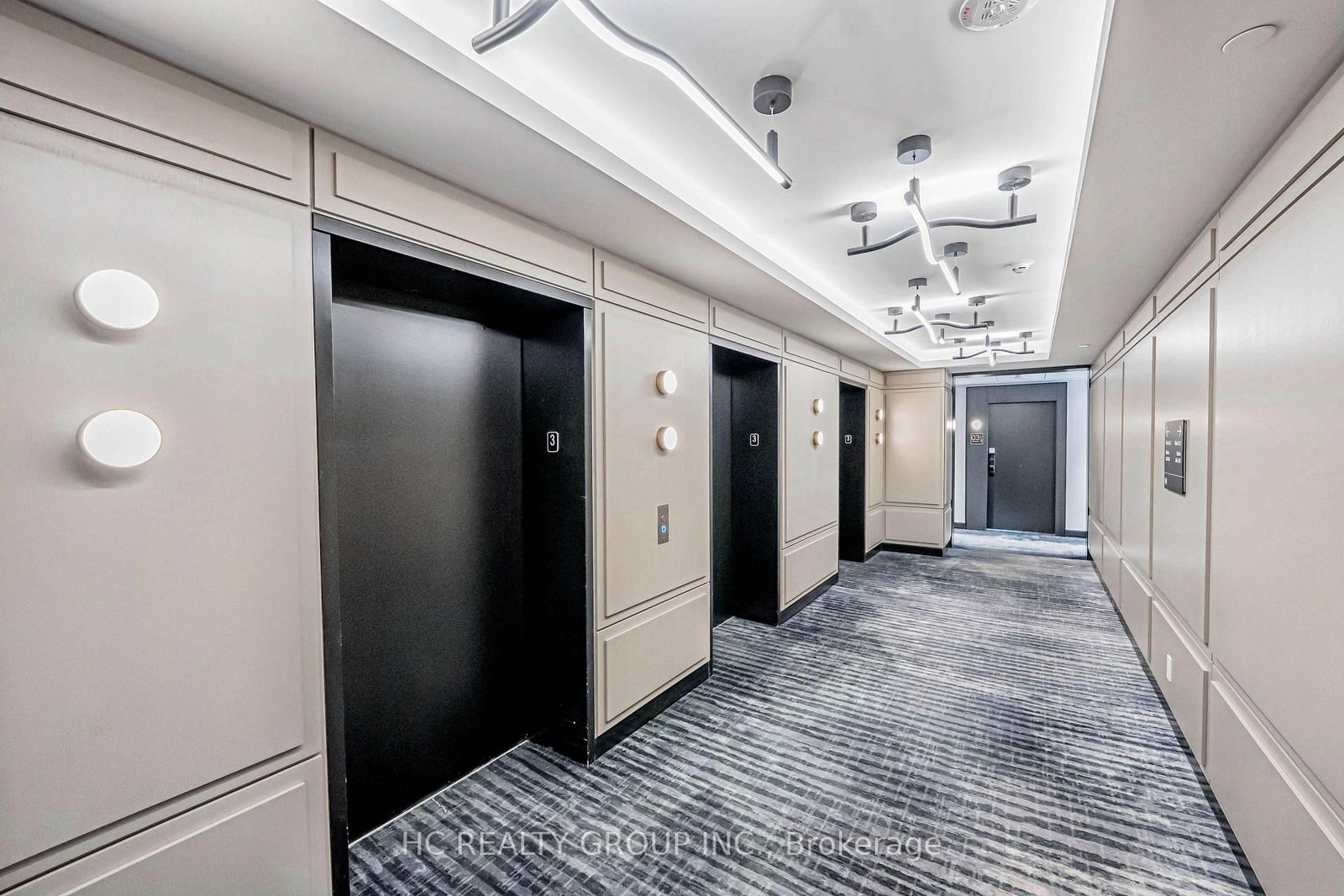 3220 William Coltson Ave Avenue E • #302 • Oakville, ON photo 7