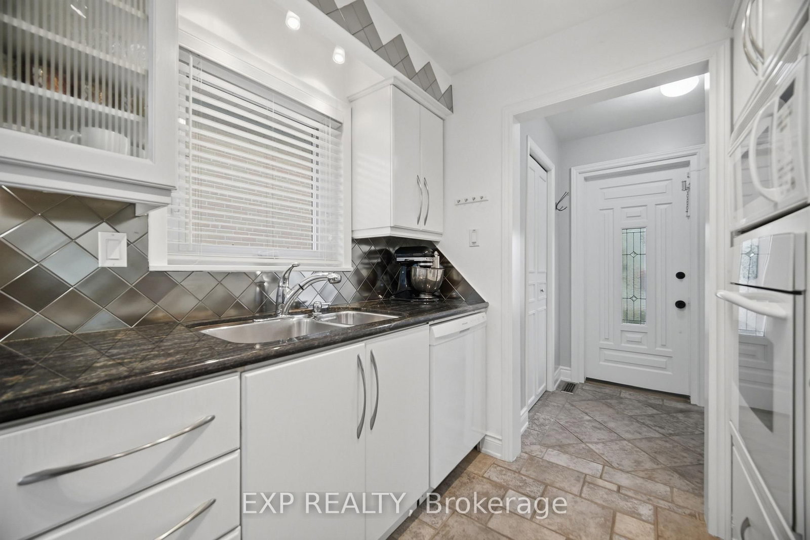 357 Karen Park Cres, Mississauga, view 17