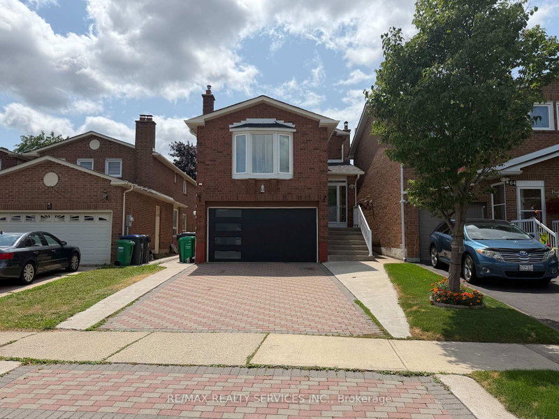 62 Trewartha Crescent