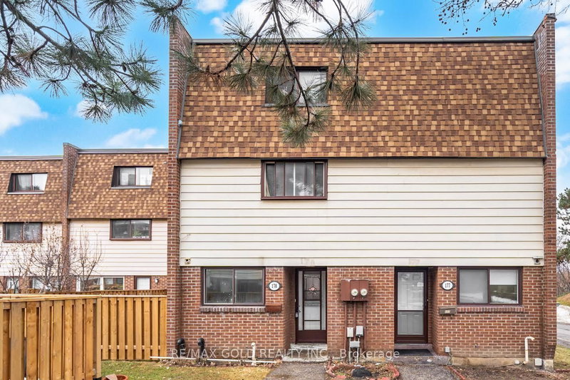 178 - 180 Mississauga Valley Boulevard