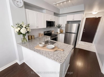 1359 Rathburn Road • #209 • Mississauga, ON photo 3