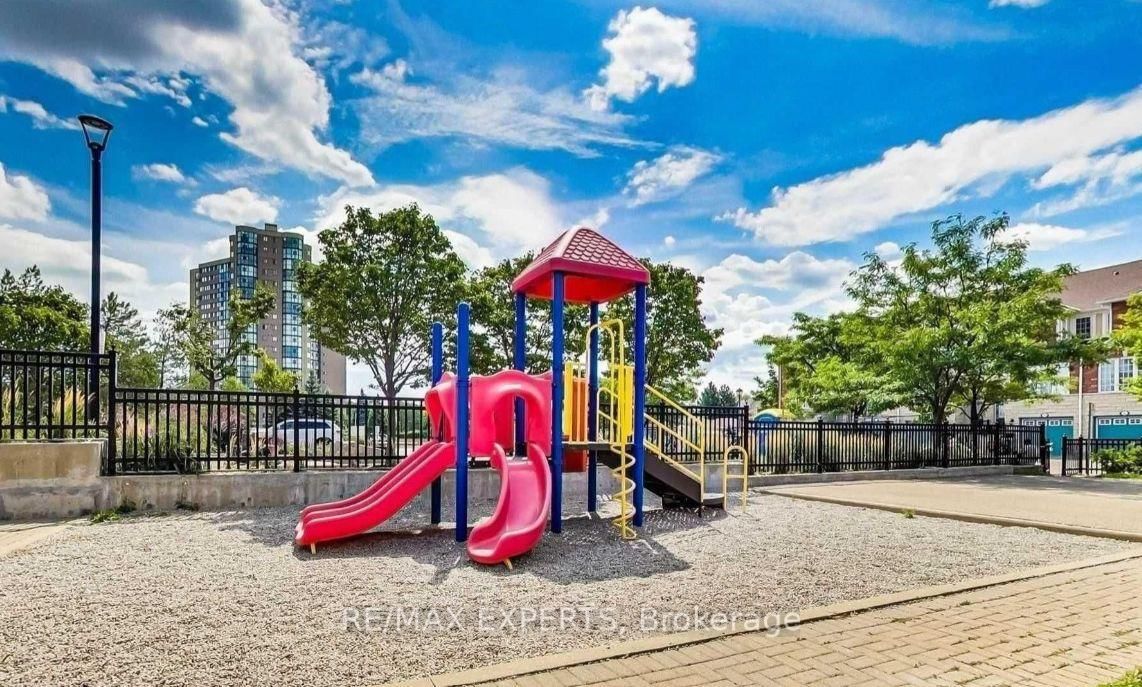 1359 Rathburn Road • #209 • Mississauga, ON photo 8