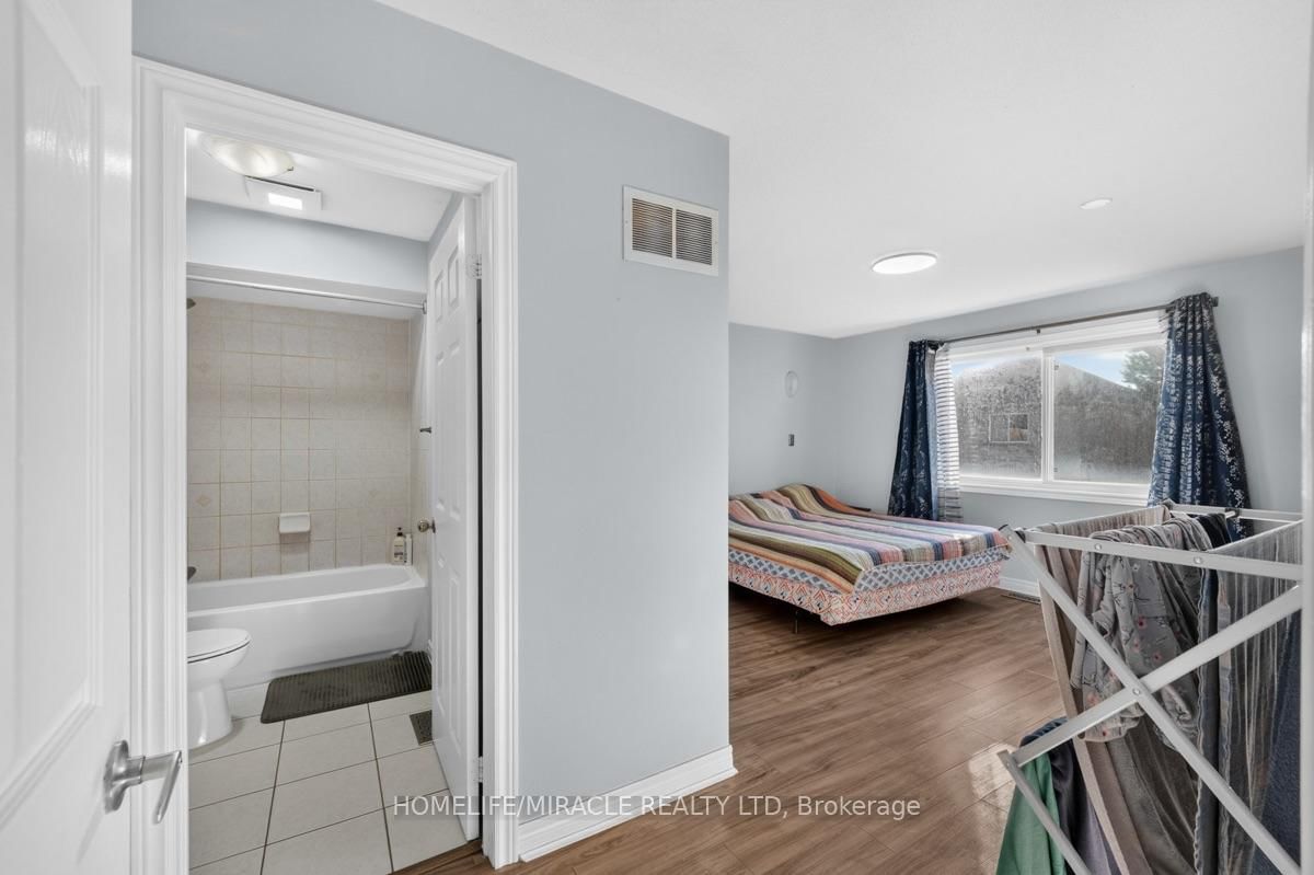21 Chalkfarm Crescent • Brampton, ON photo 16