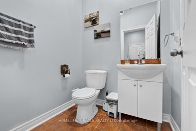 21 Chalkfarm Crescent • Brampton, ON photo 4