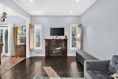 21 Chalkfarm Crescent • Brampton, ON photo 9