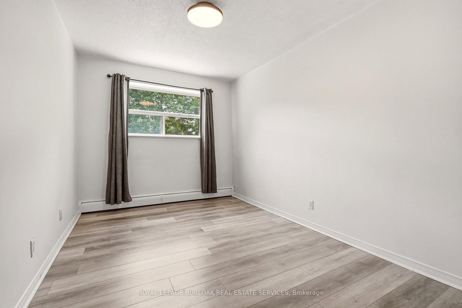 2411 New Street • #201 • Burlington, ON photo 20