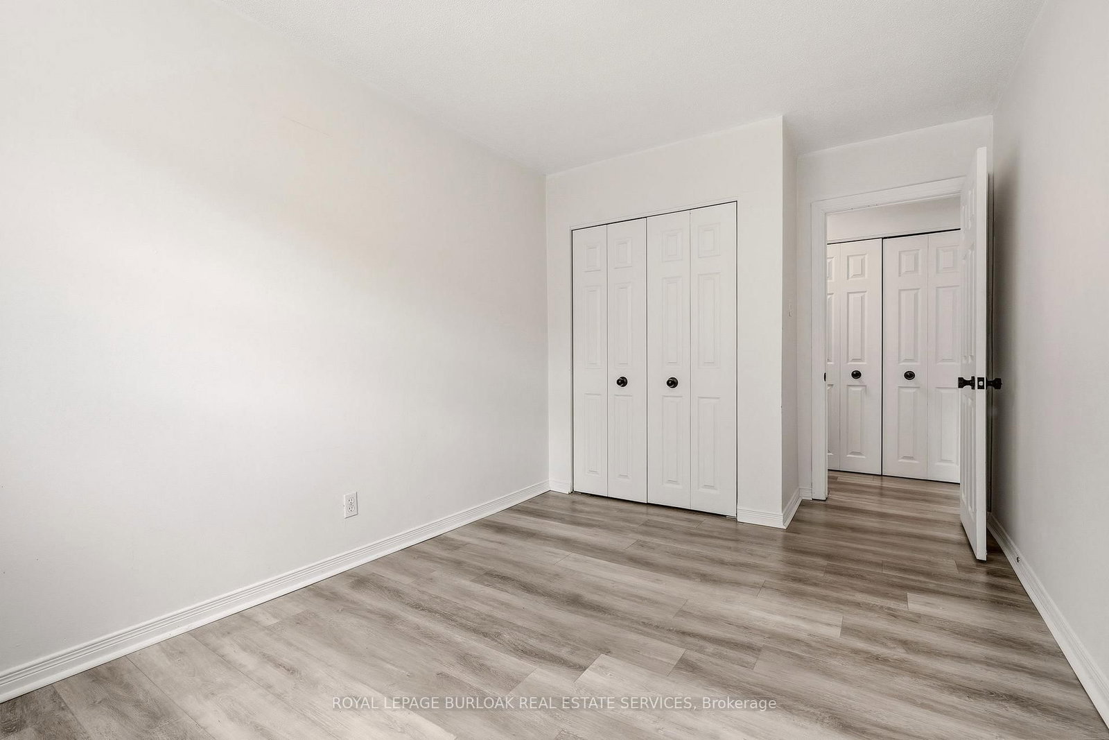 2411 New Street • #201 • Burlington, ON photo 22