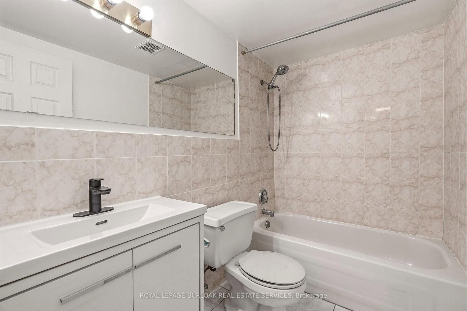 2411 New Street • #201 • Burlington, ON photo 23
