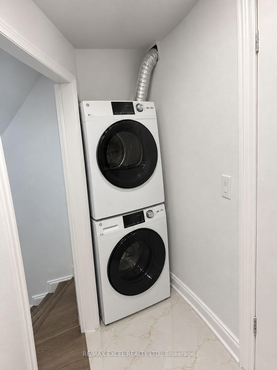 Bsmt-3882 Midhurst Lane, Mississauga, view 6