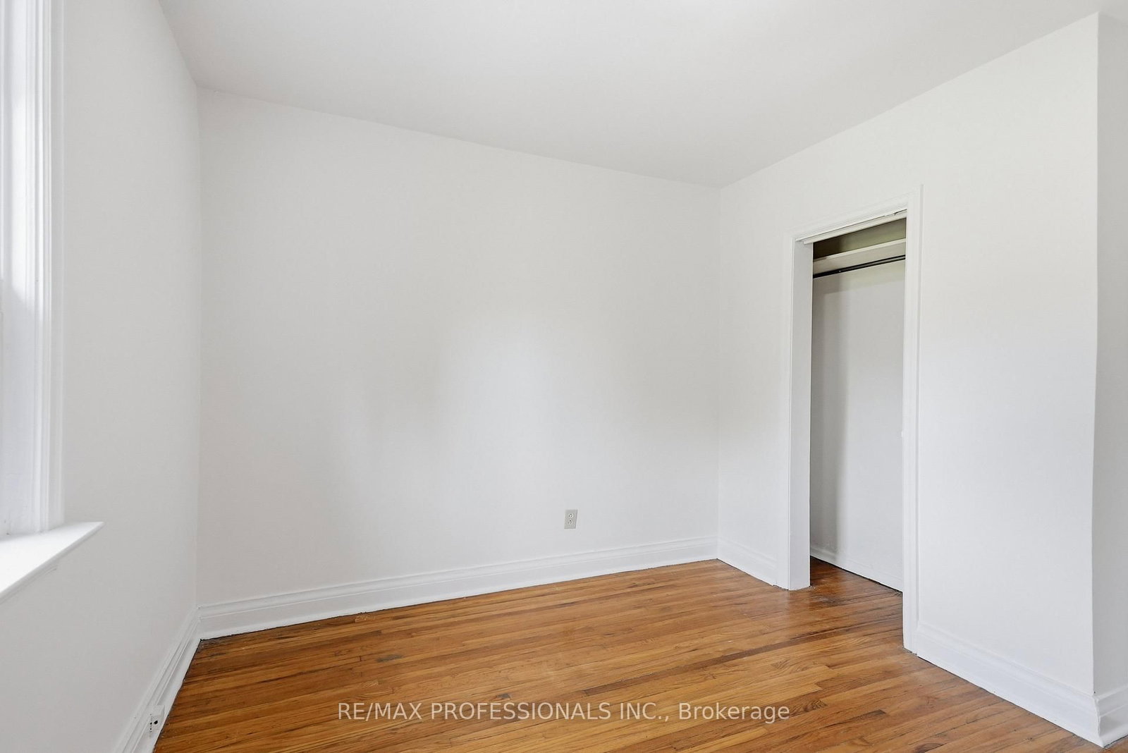 111 Wesley Street • Toronto, ON photo 27