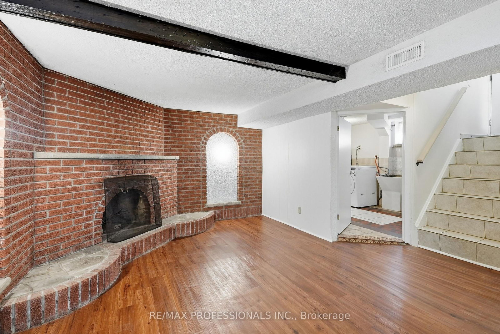 111 Wesley Street • Toronto, ON photo 31