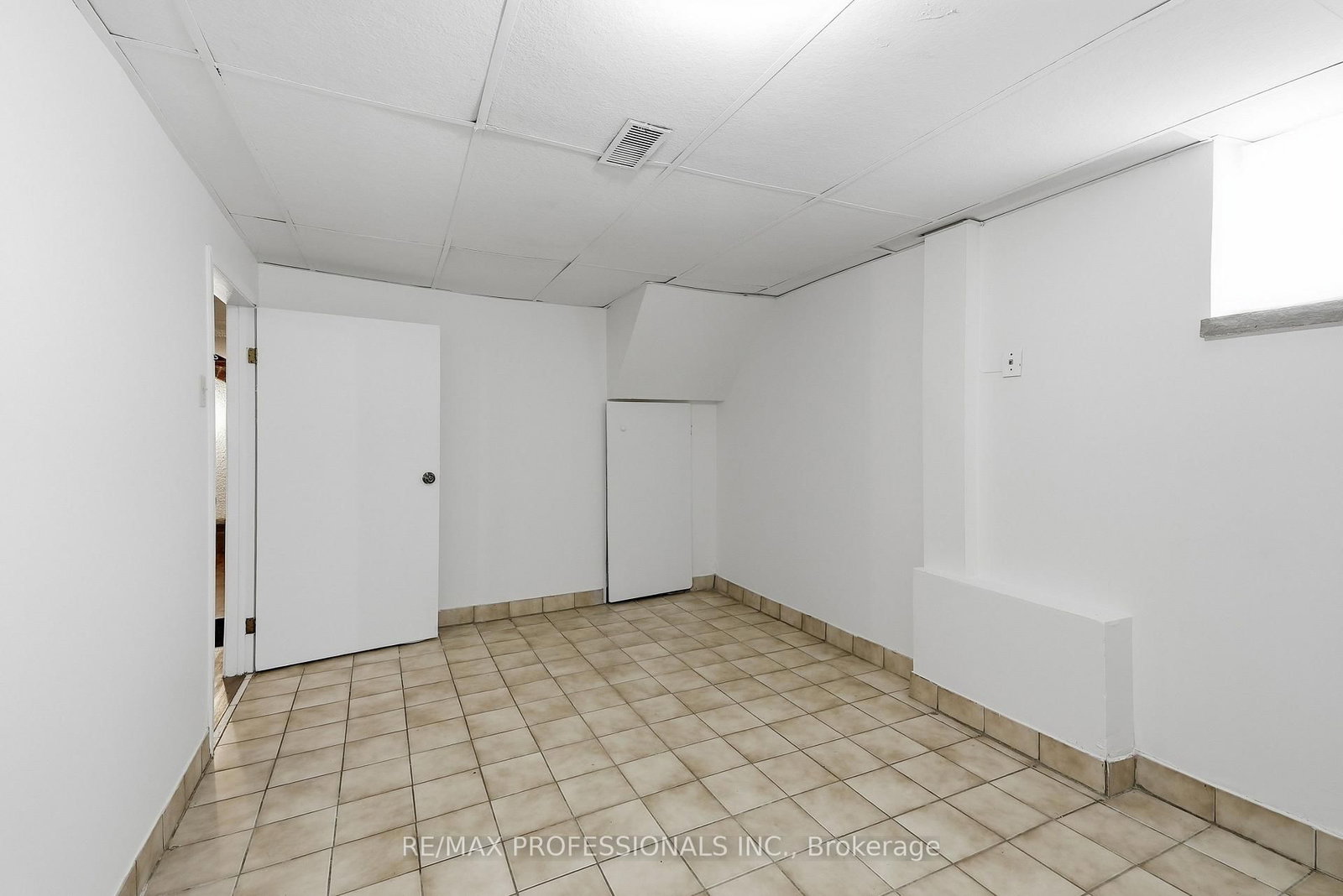 111 Wesley Street • Toronto, ON photo 36