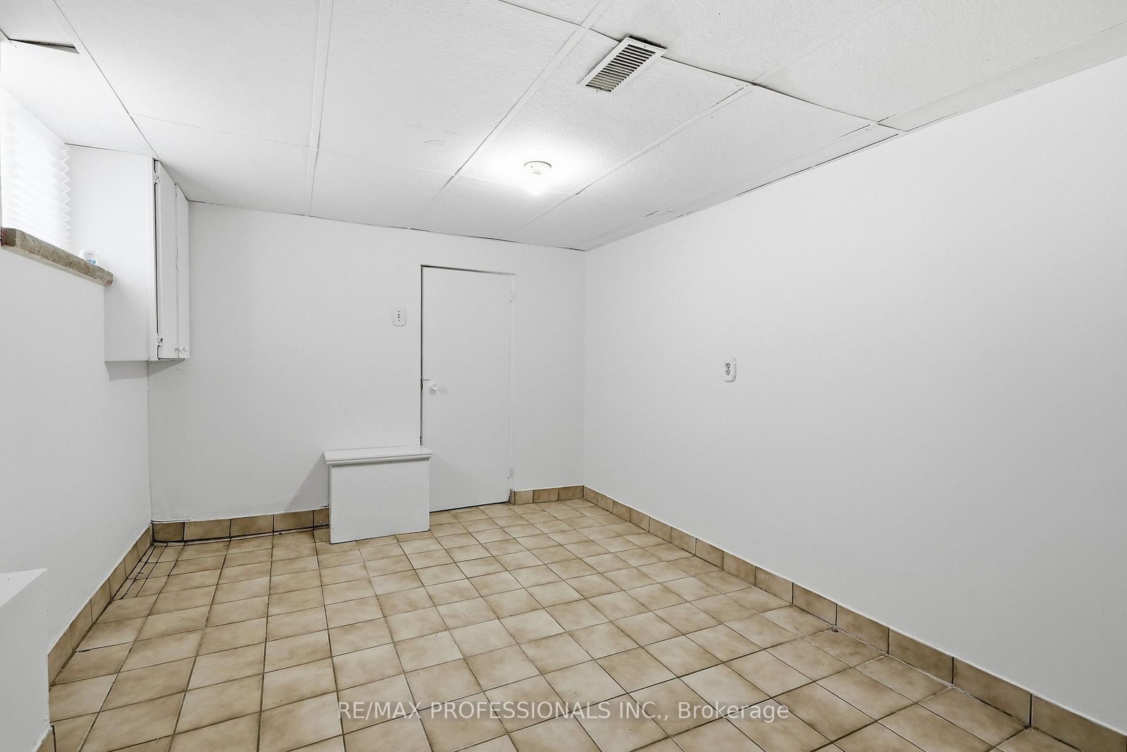 111 Wesley Street • Toronto, ON photo 38