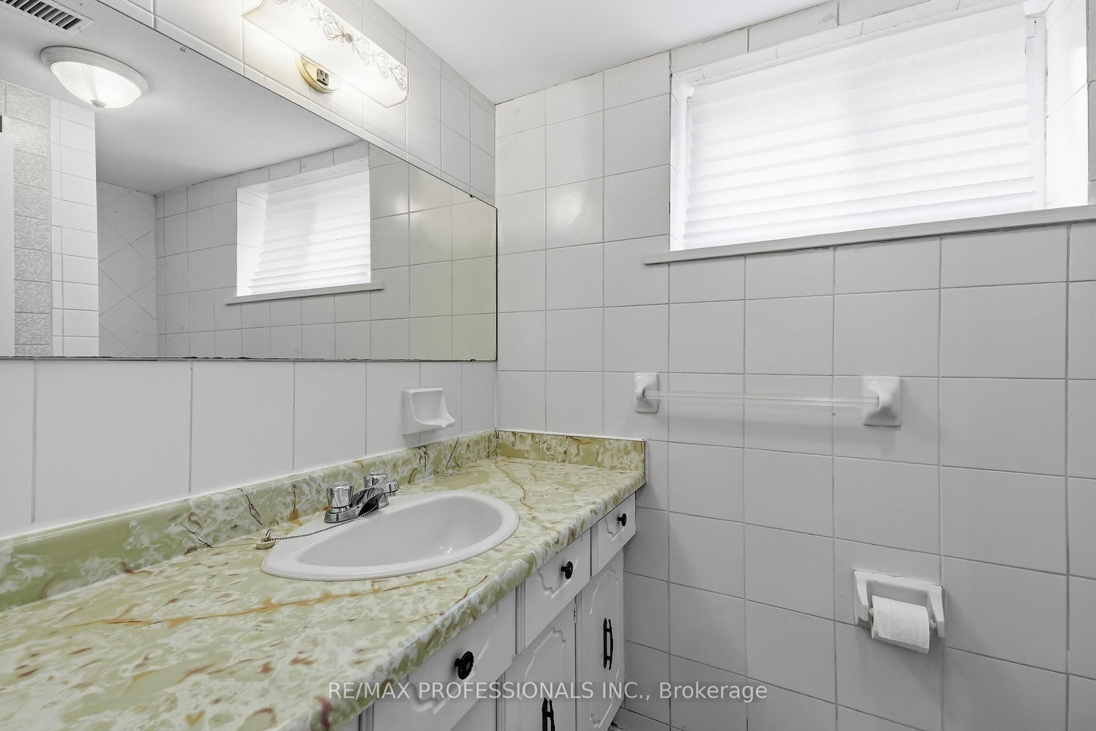 111 Wesley Street • Toronto, ON photo 42