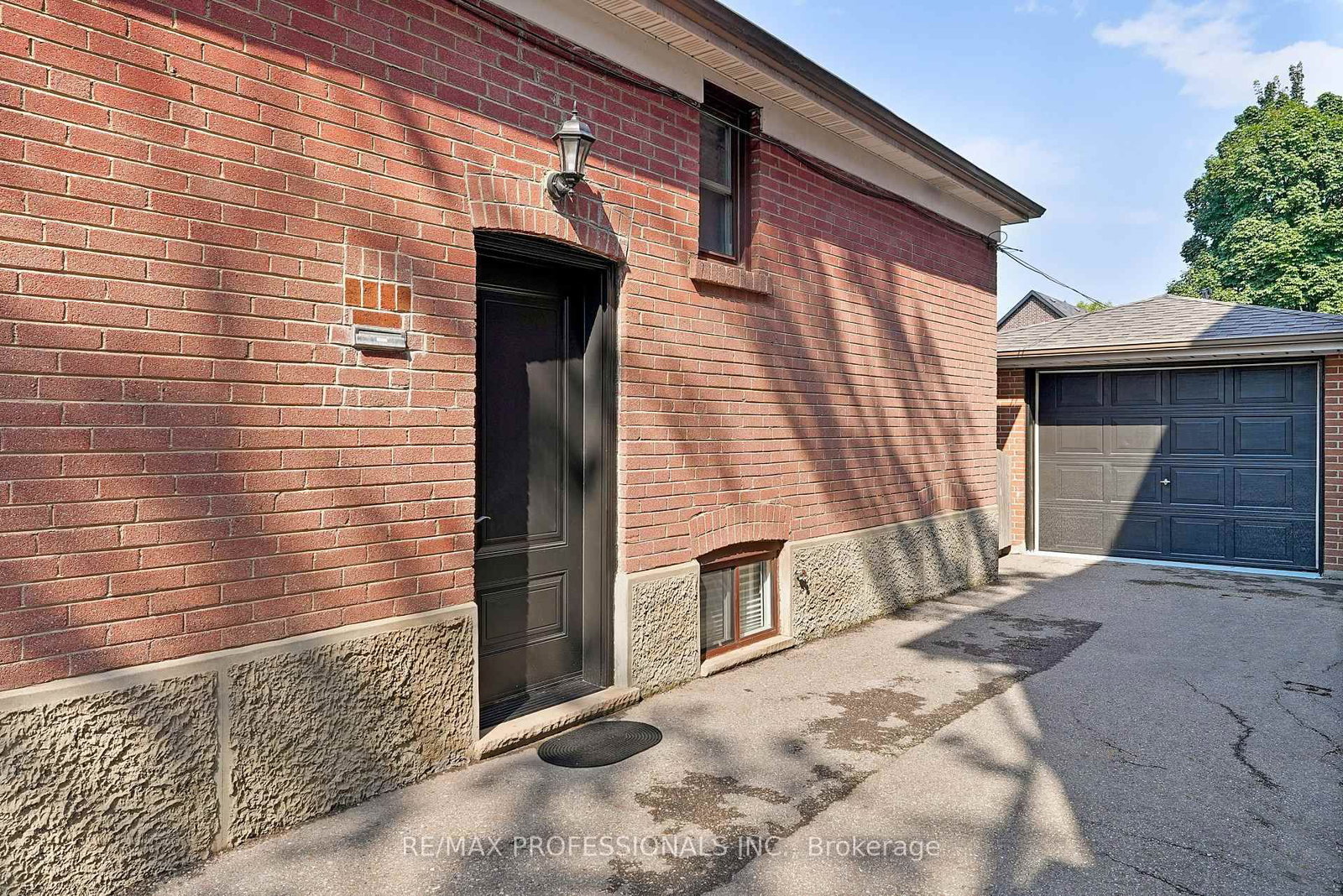 111 Wesley Street • Toronto, ON photo 44