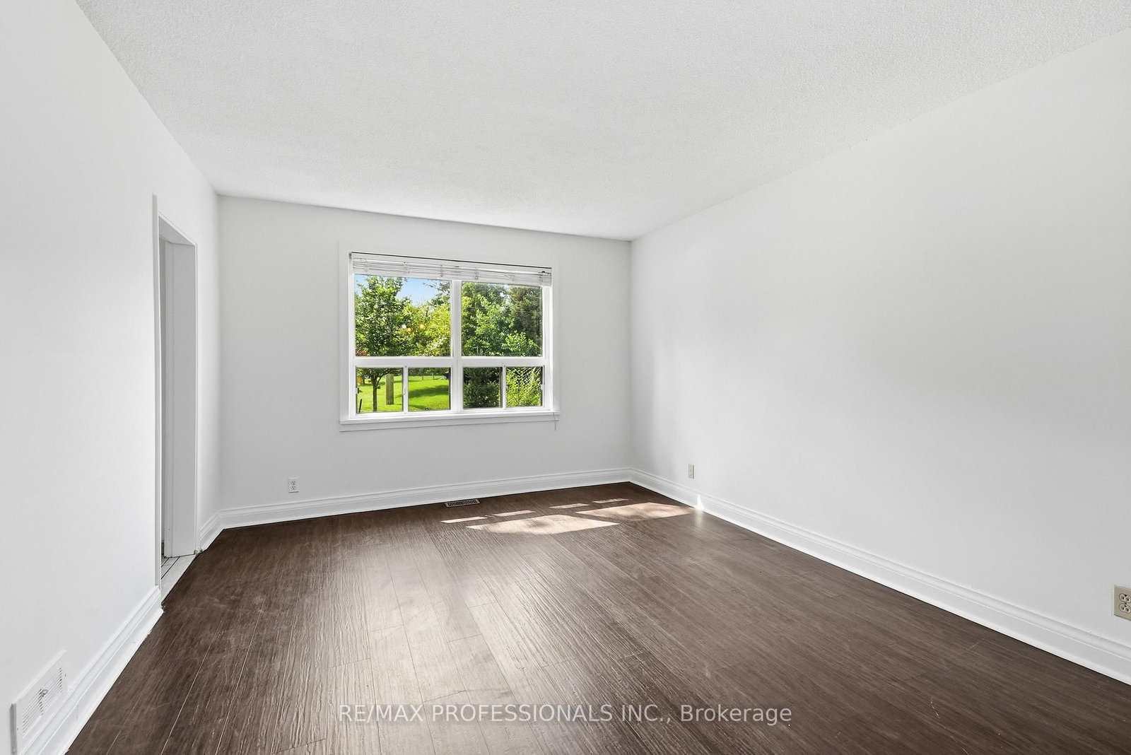 111 Wesley Street • Toronto, ON photo 6