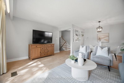 43 Melville Crescent • Brampton, ON photo 6