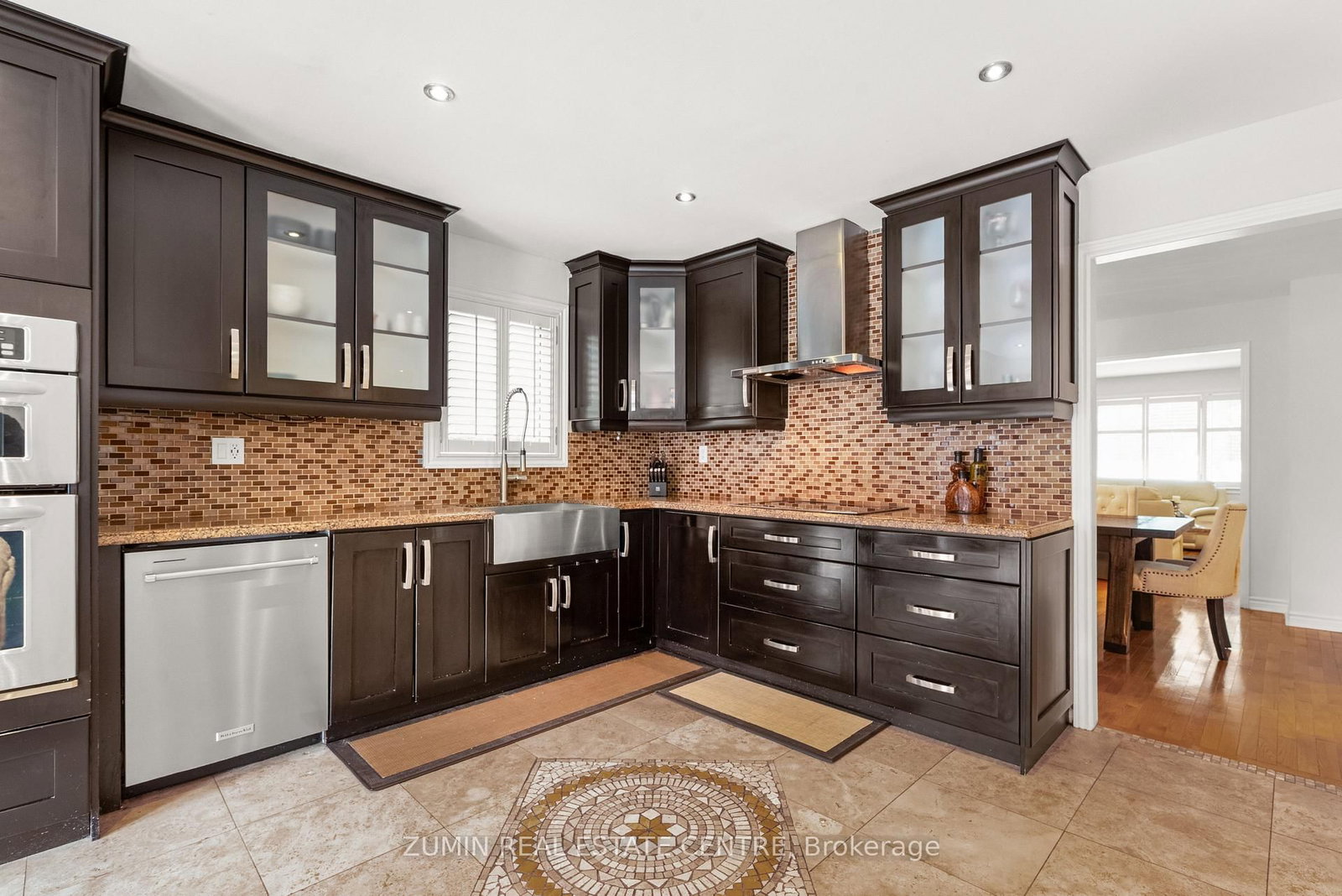 2026 Golden Briar Trail • Oakville, ON photo 8