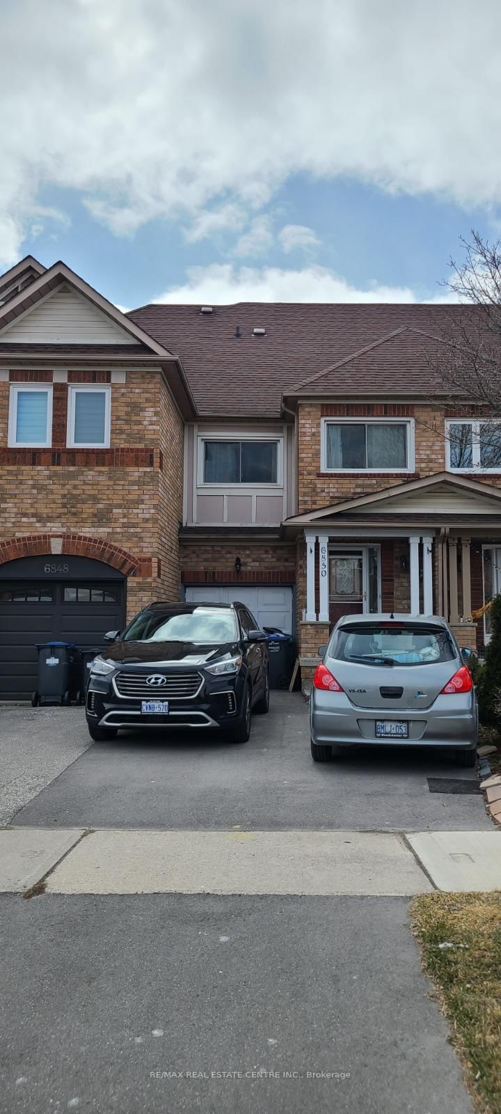 6850 Dillingwood Drive • Mississauga, ON photo 1