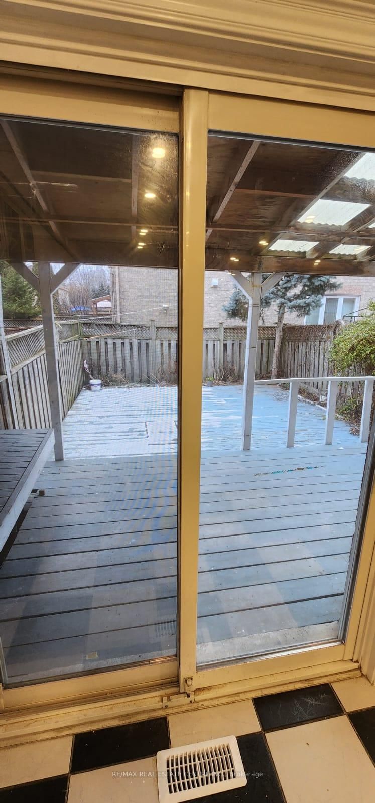 6850 Dillingwood Mississauga,ON L5N 6Z9 — Photo 11
