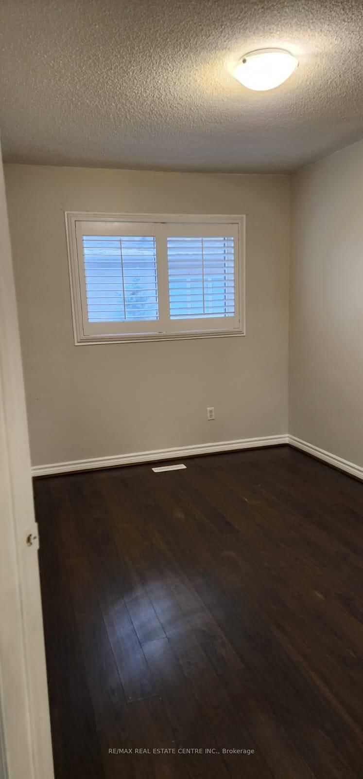 6850 Dillingwood Mississauga,ON L5N 6Z9 — Photo 20