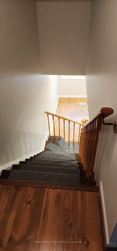 6850 Dillingwood Mississauga,ON L5N 6Z9 — Photo 27