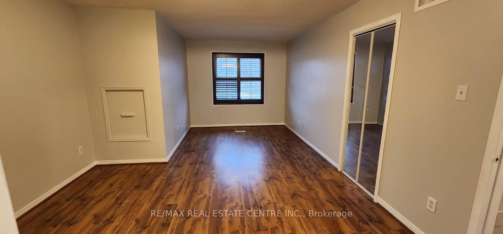 6850 Dillingwood Drive • Mississauga, ON photo 28