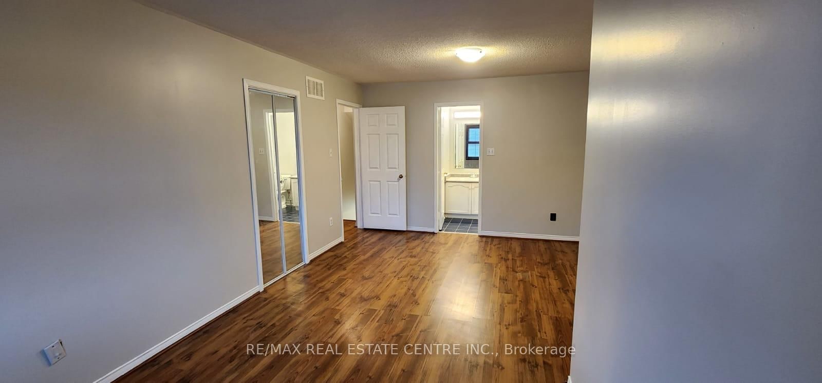 6850 Dillingwood Drive • Mississauga, ON photo 29
