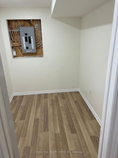 6850 Dillingwood Mississauga,ON L5N 6Z9 — Photo 37