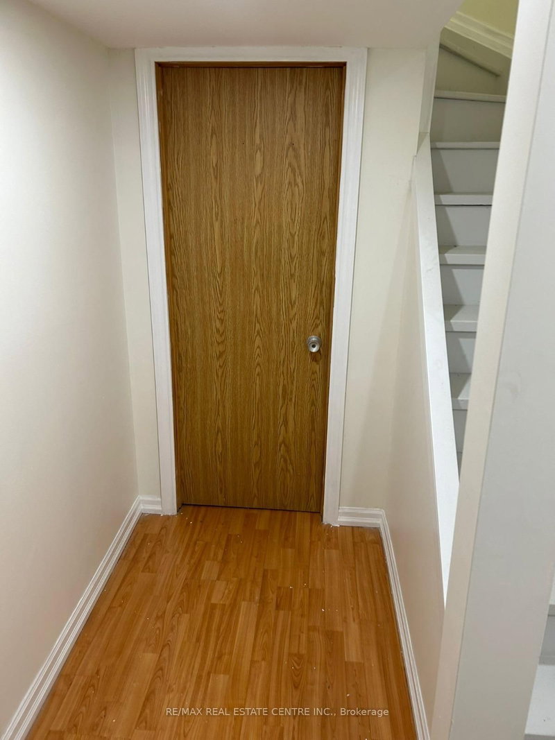 6850 Dillingwood Mississauga,ON L5N 6Z9 — Photo 38