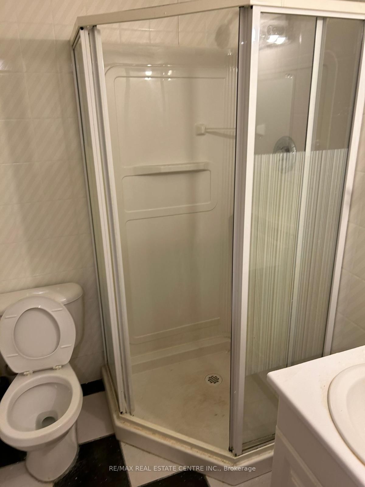 6850 Dillingwood Drive • Mississauga, ON photo 41