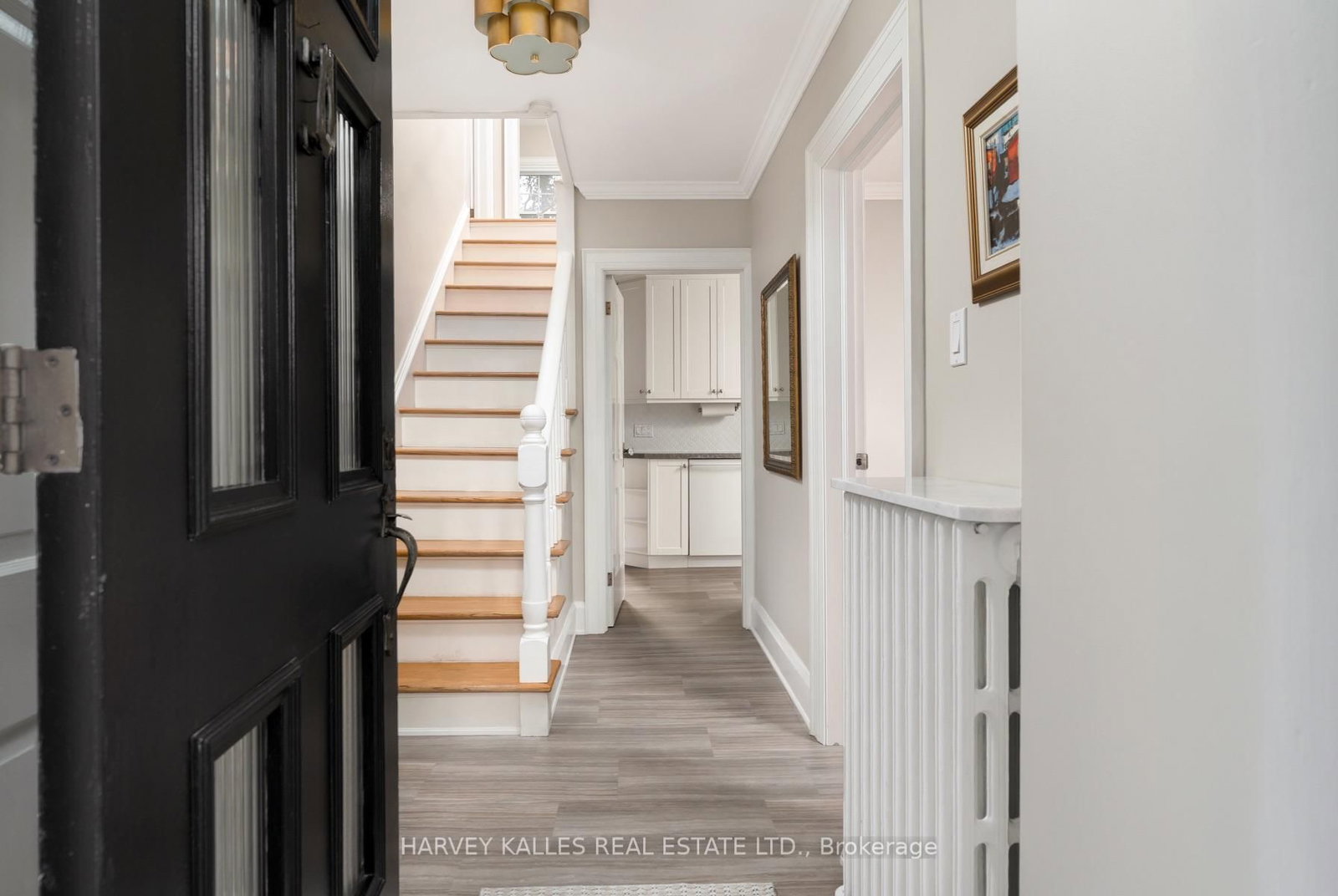 61 Queens Drive • Toronto, ON photo 6