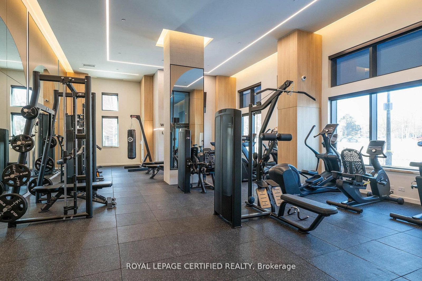 2088 James Street • #503 • Burlington, ON photo 21