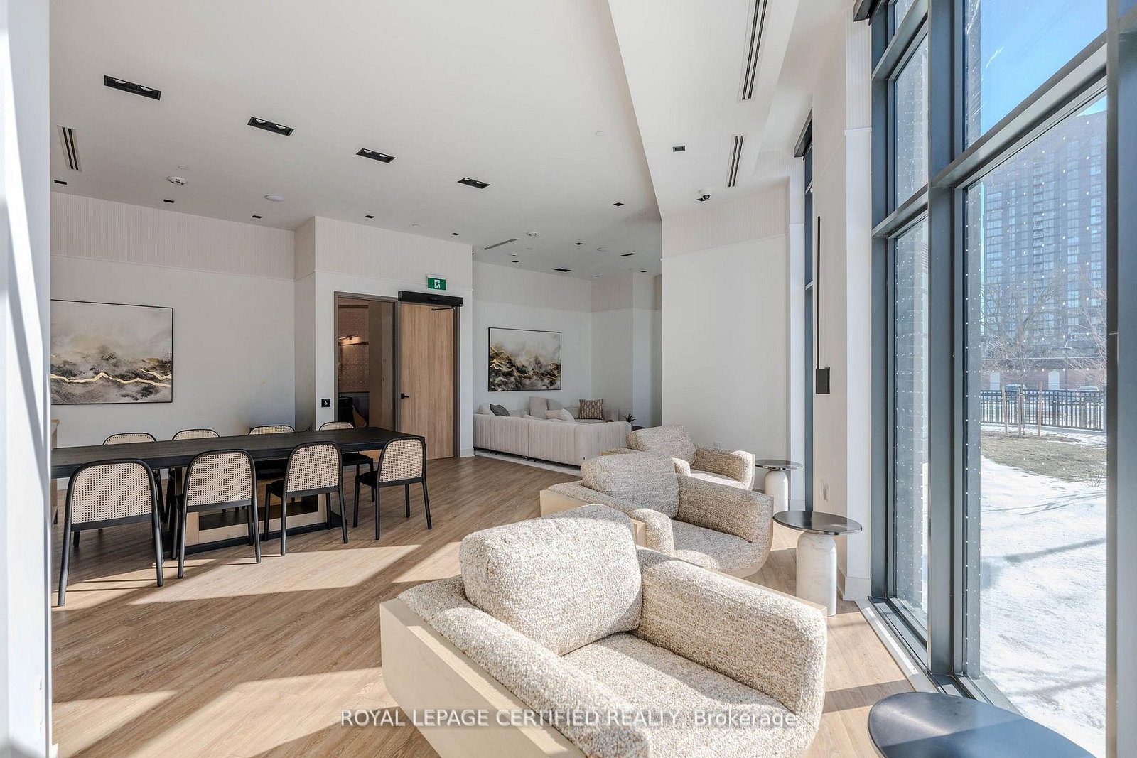 2088 James Street • #503 • Burlington, ON photo 23