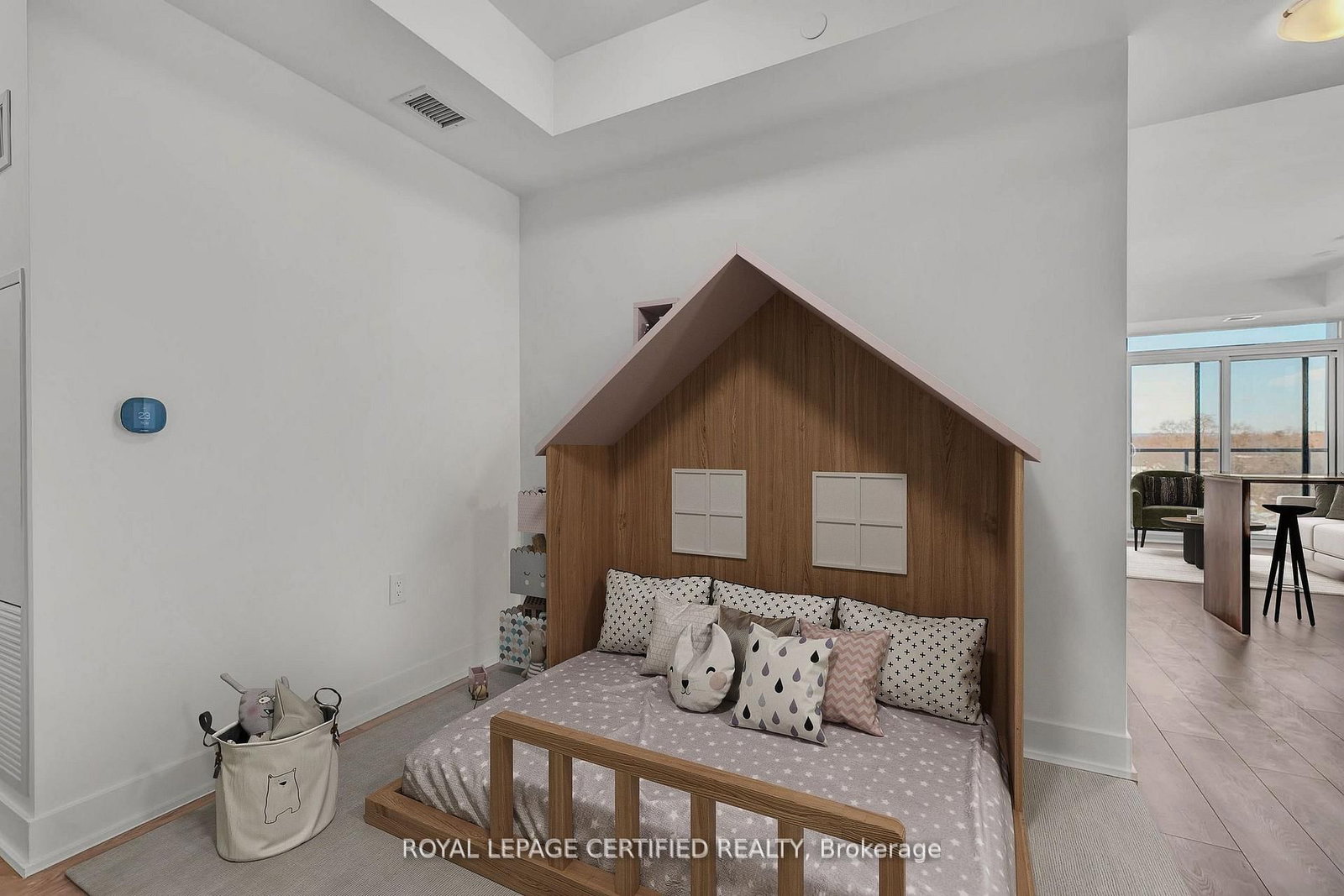 2088 James Street • #503 • Burlington, ON photo 8