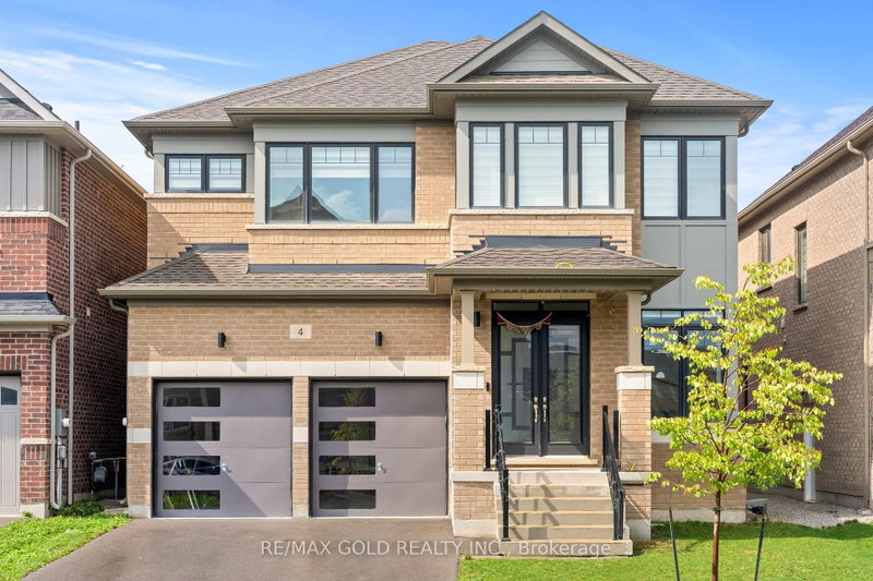 4 Madawaska Road