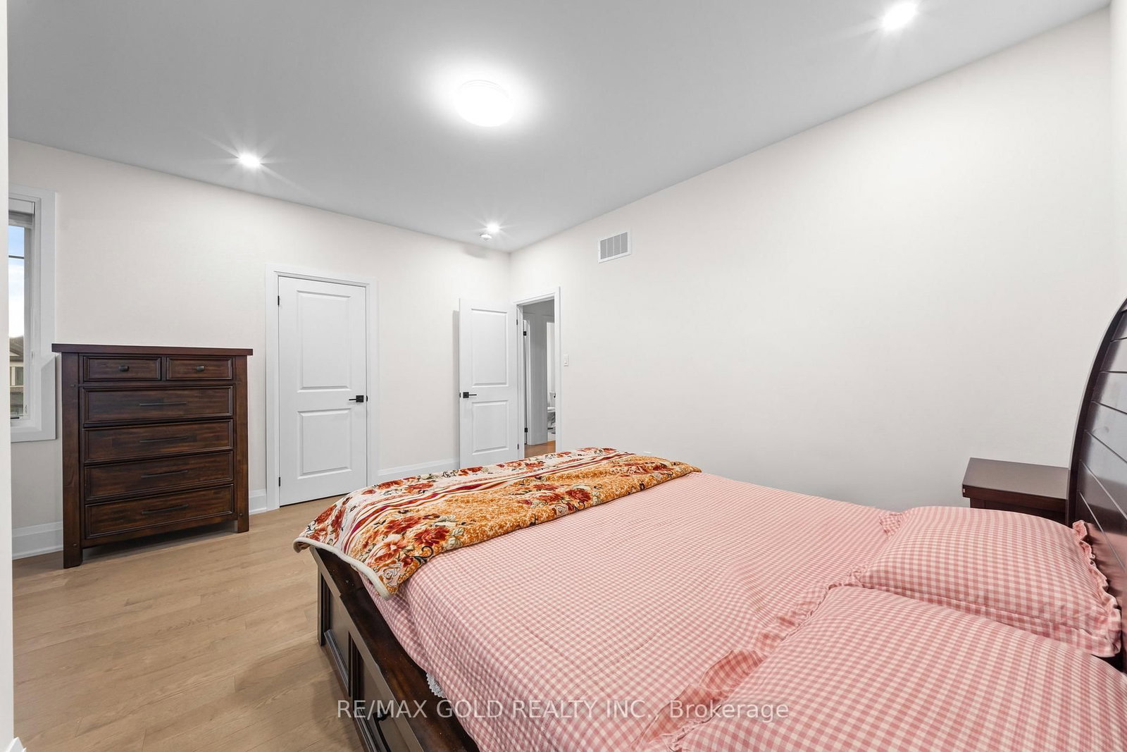 4 Madawaska Road • Caledon, ON photo 36