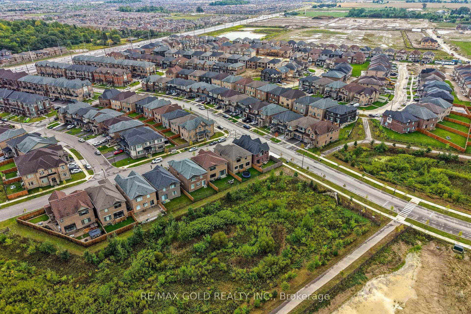 4 Madawaska Road • Caledon, ON photo 48