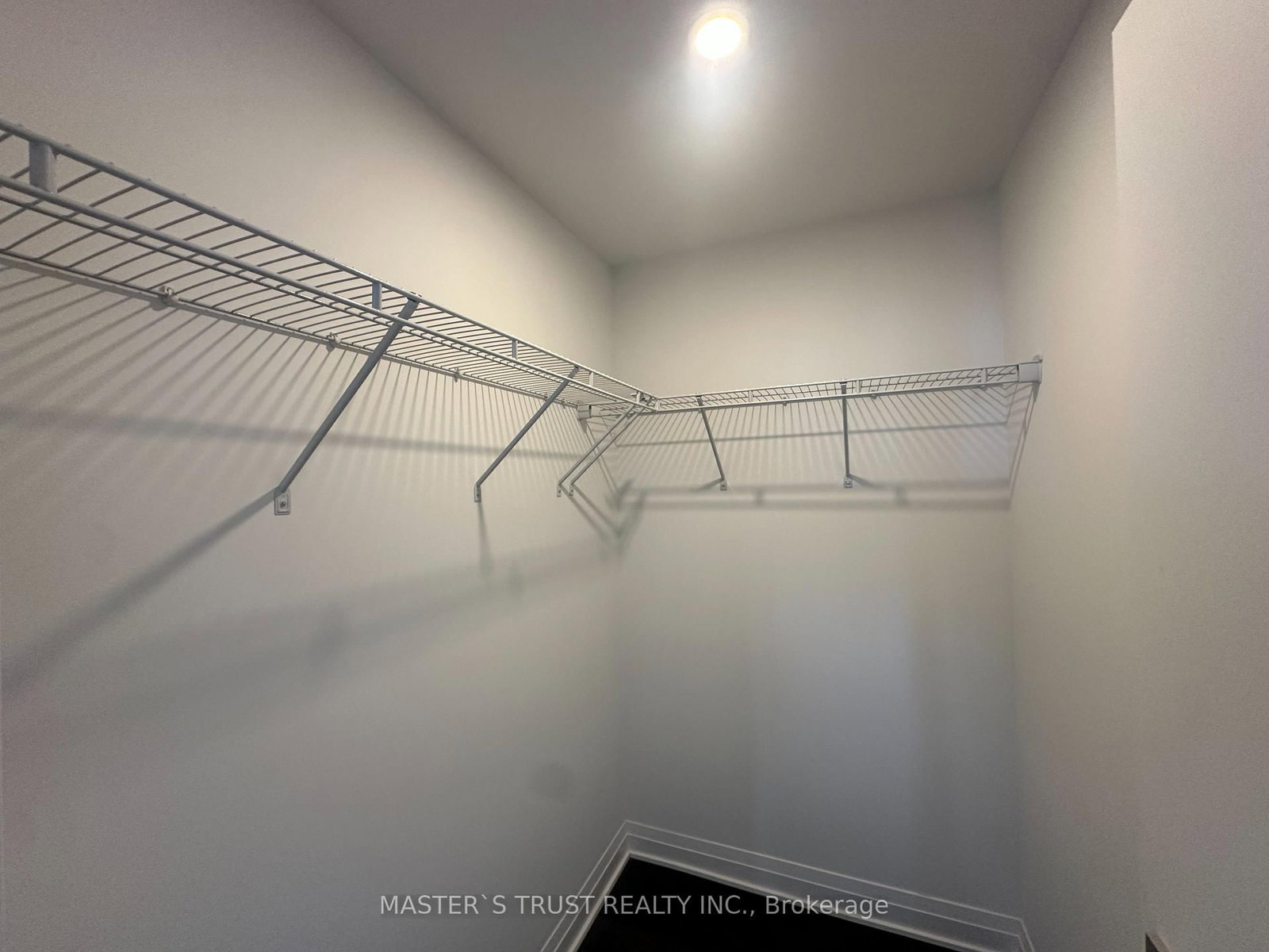 5404-4015 The Exchange, Mississauga, view 8