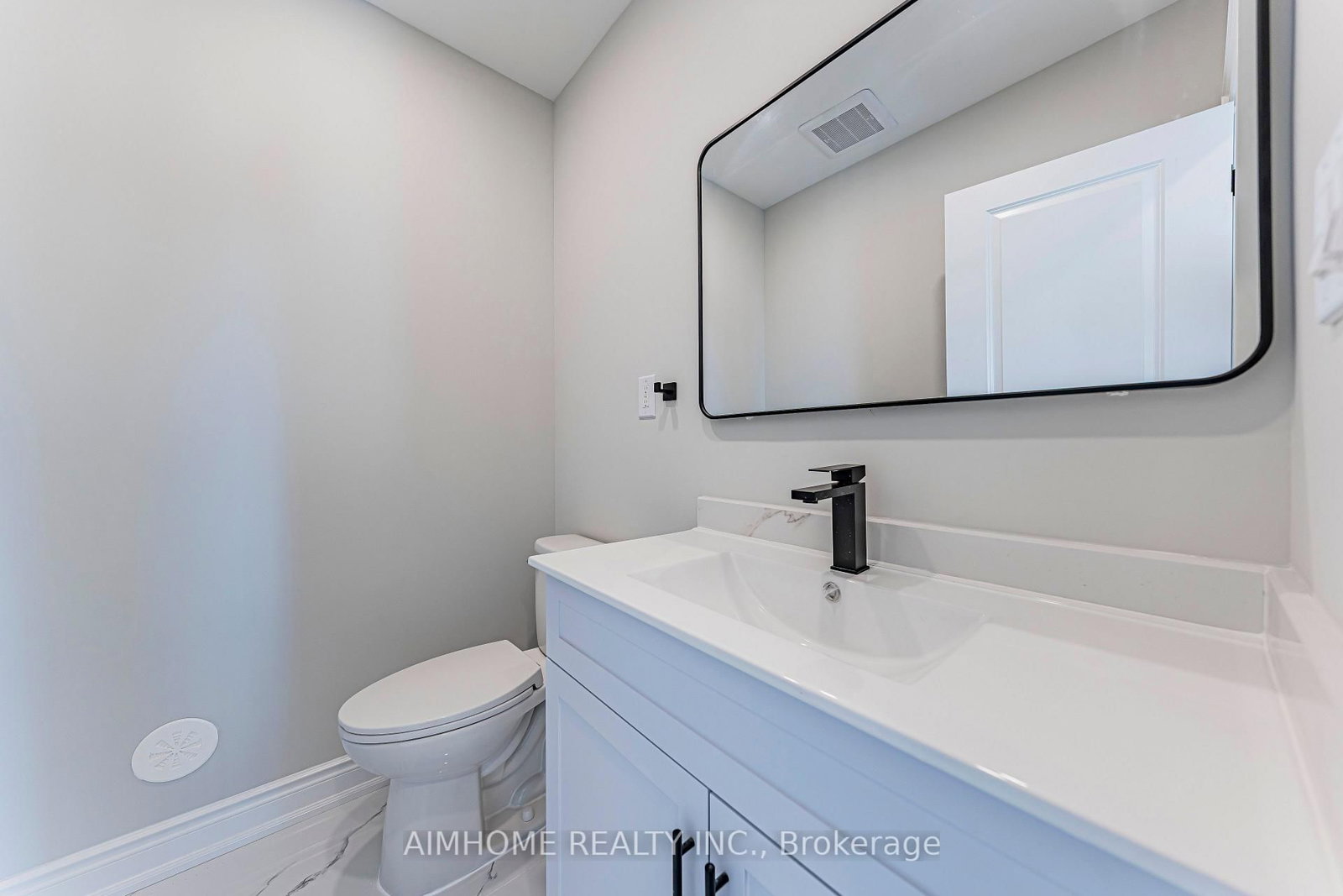3070 John McKay Boulevard • #10 • Oakville, ON photo 39
