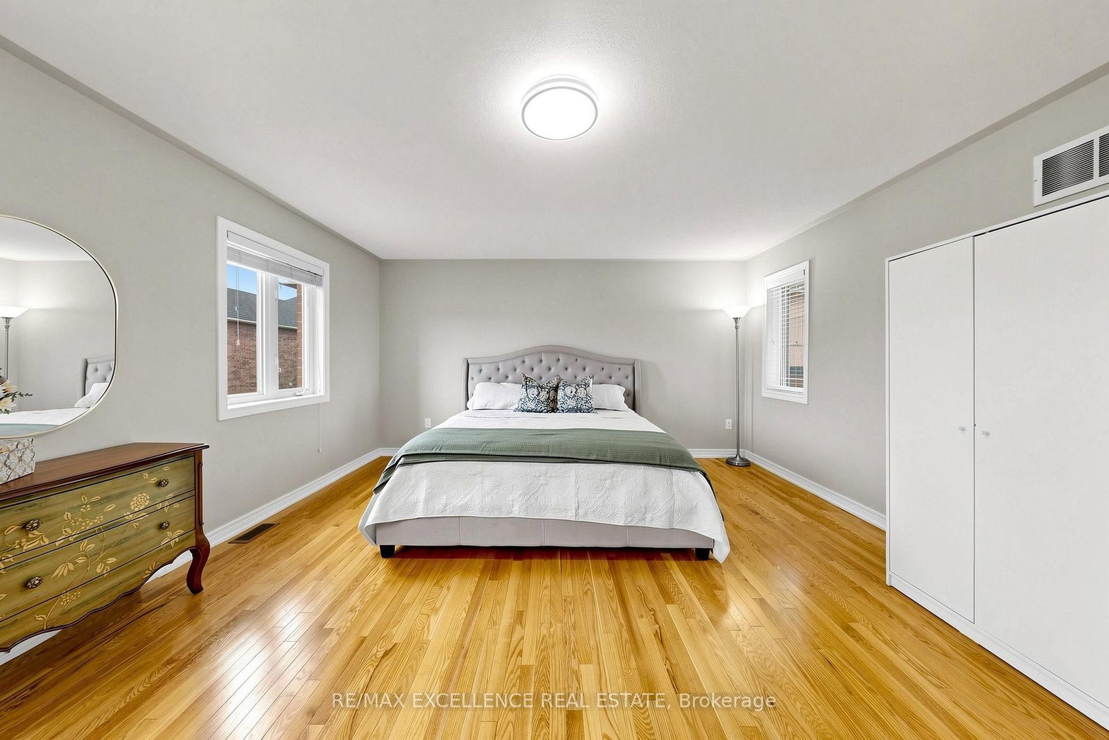 8 Lynngrove Way • Brampton, ON photo 23