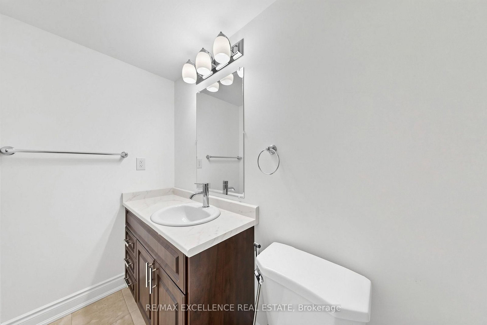 8 Lynngrove Way • Brampton, ON photo 39