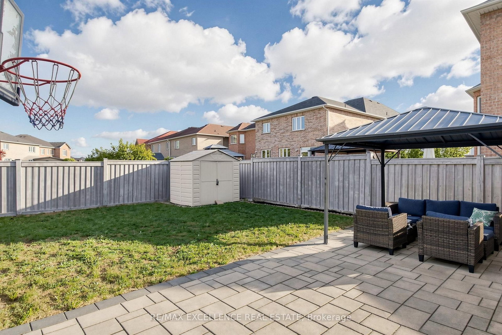 8 Lynngrove Way • Brampton, ON photo 45