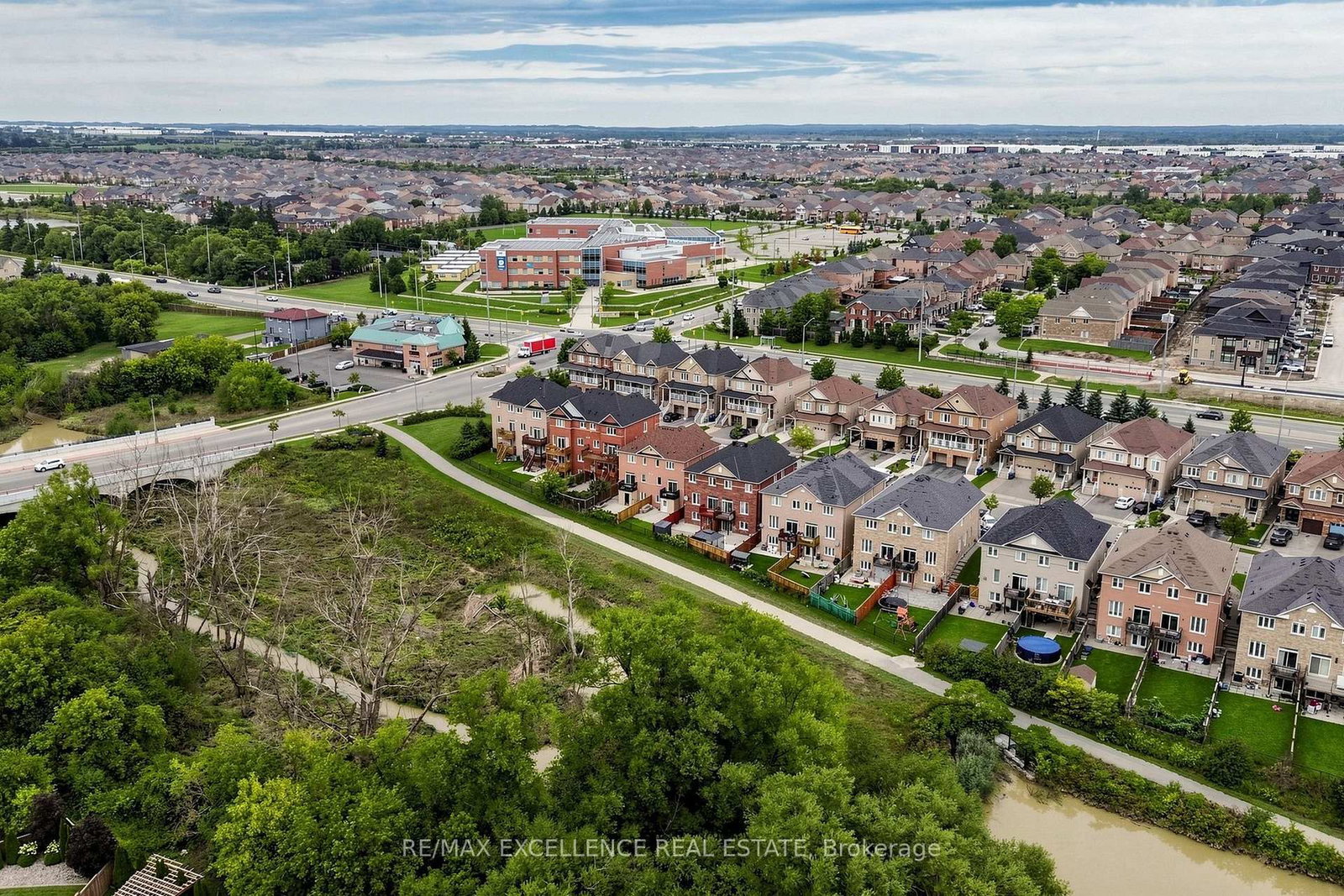 8 Lynngrove Way • Brampton, ON photo 50
