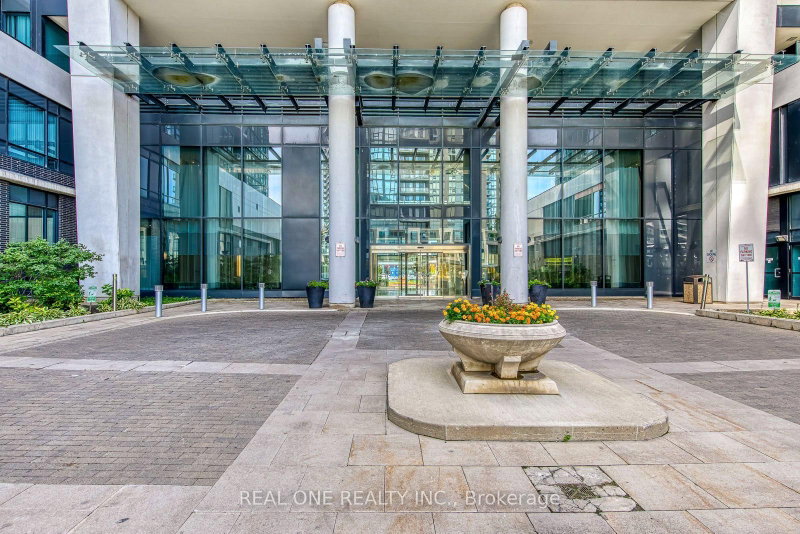 407 - 55 Eglinton Avenue W