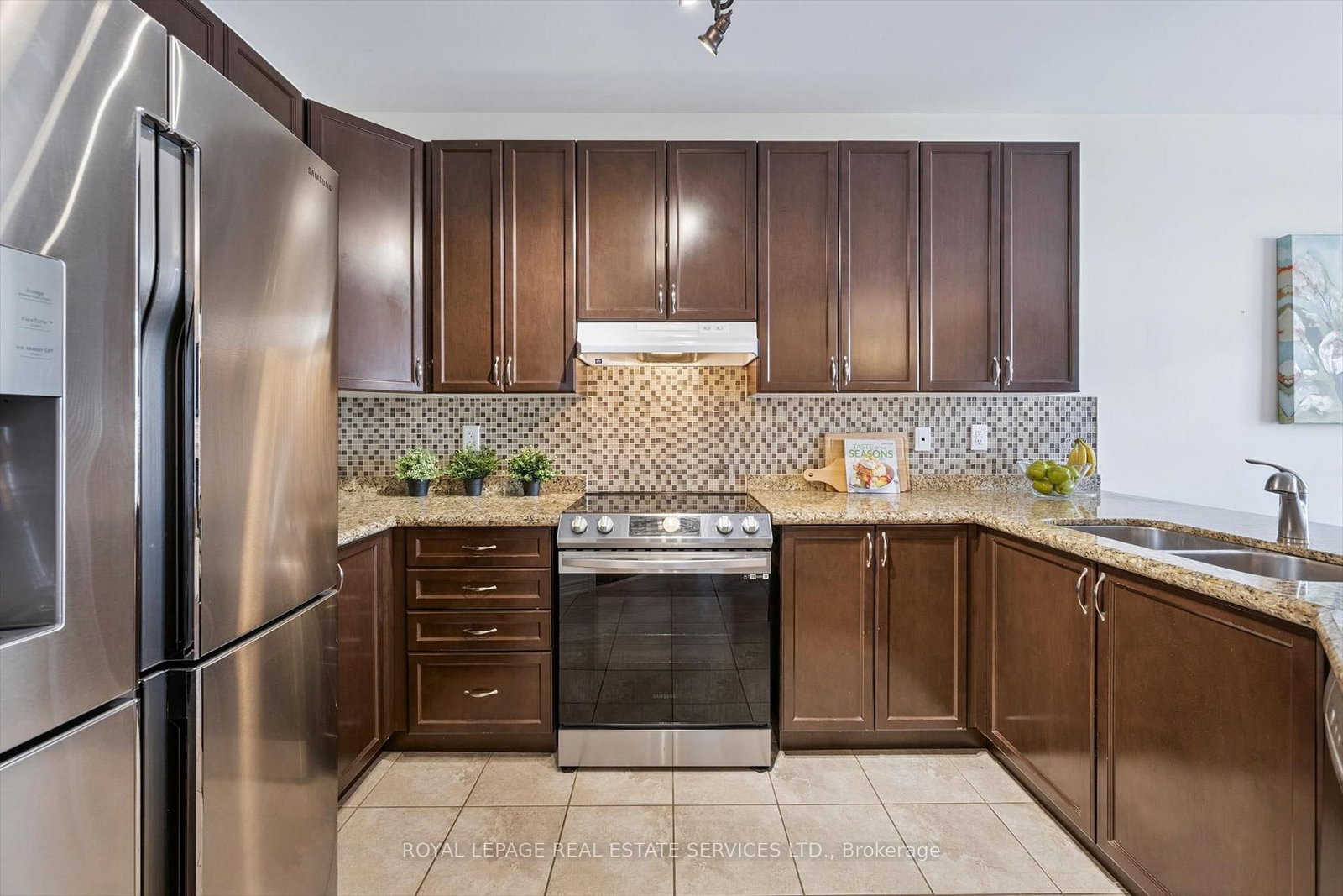 2517 Pine Glen Road • Oakville, ON photo 10
